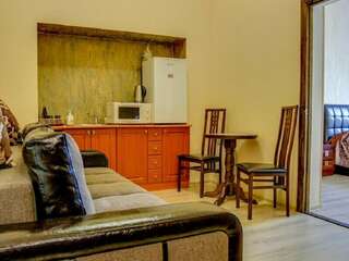 Гостевой дом Элита Симферополь Семейный номер Делюкс-2